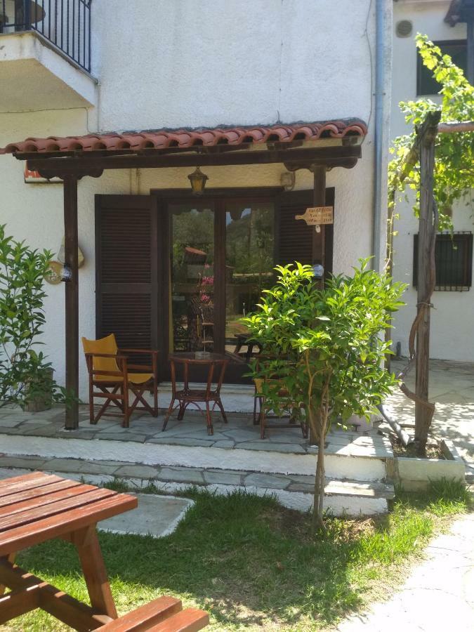 Kalama Apartments Kálamos Екстериор снимка