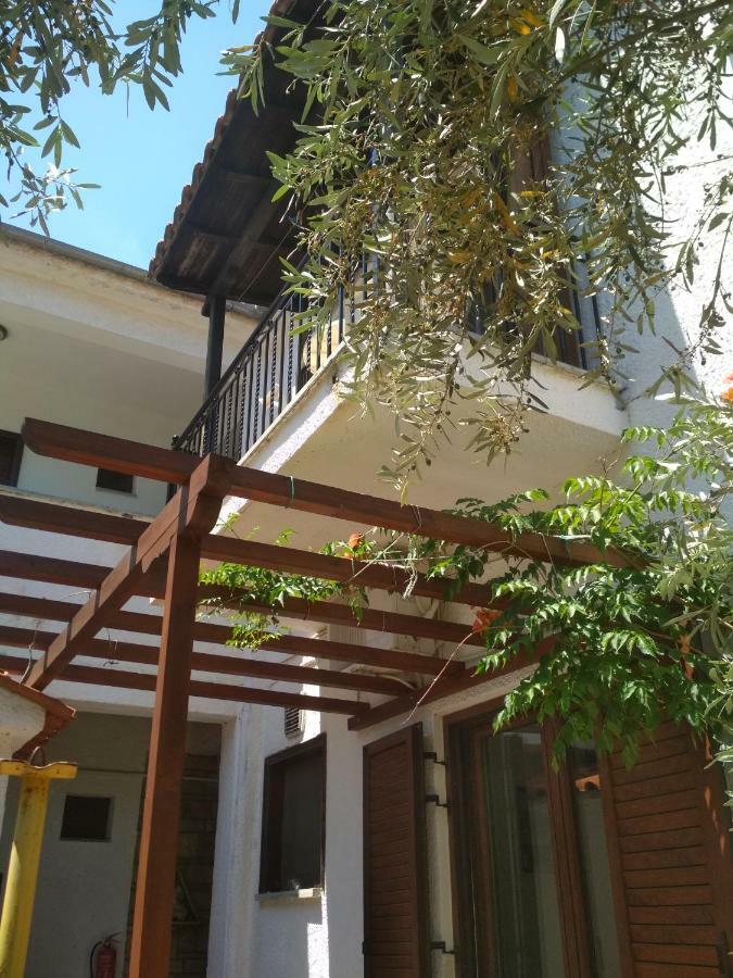 Kalama Apartments Kálamos Екстериор снимка